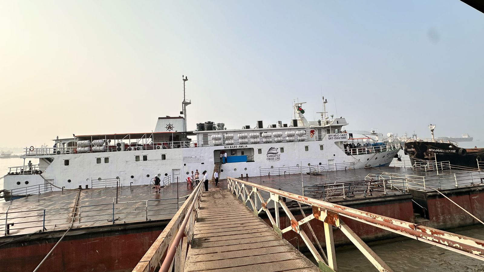 ভোলা-চট্টগ্রাম রুটে কর্ণফুলী ক্রুজলাইনের যাত্রীবাহী লঞ্চ চলাচল শুরু